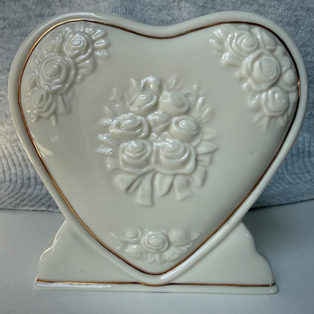 Rosebud Collection Lenox Quartz Heart Shape Clock Roses Ivory Gold Trim WORKS - Picture 5 of 9